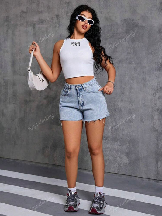 summer distressed denim shorts